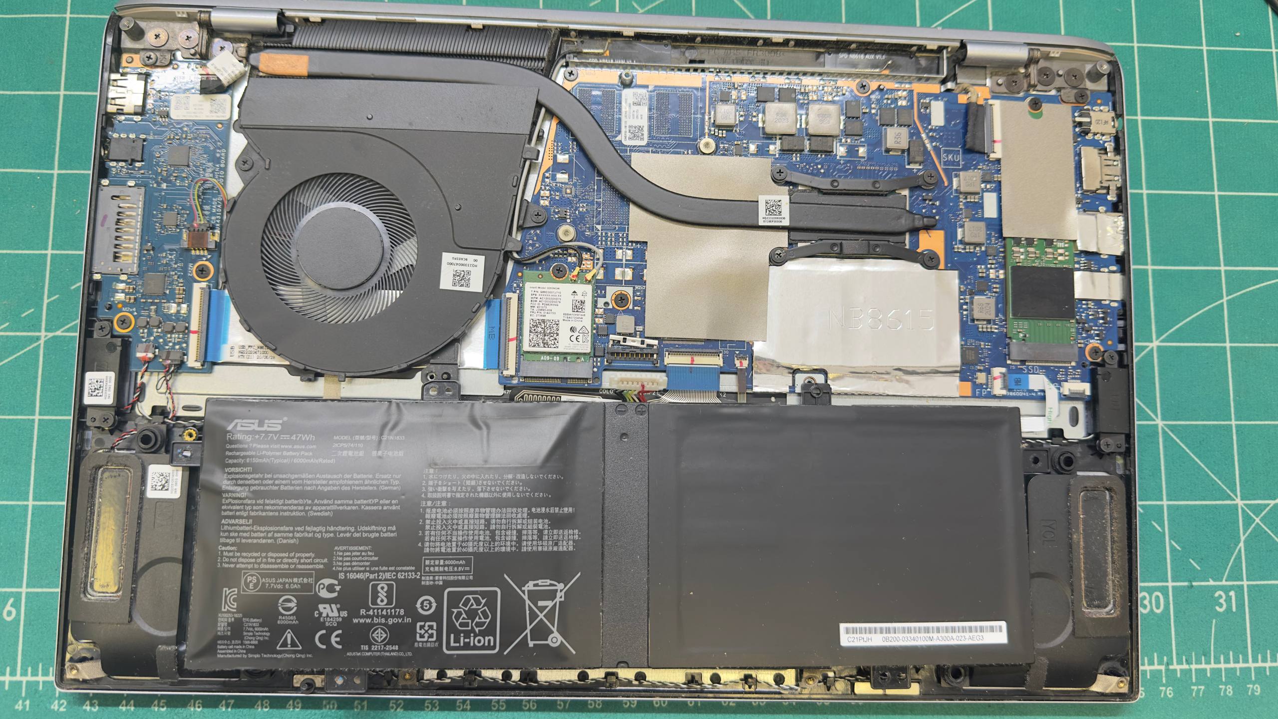 ASUS ZenBook nakon ugradnje ispravne baterije